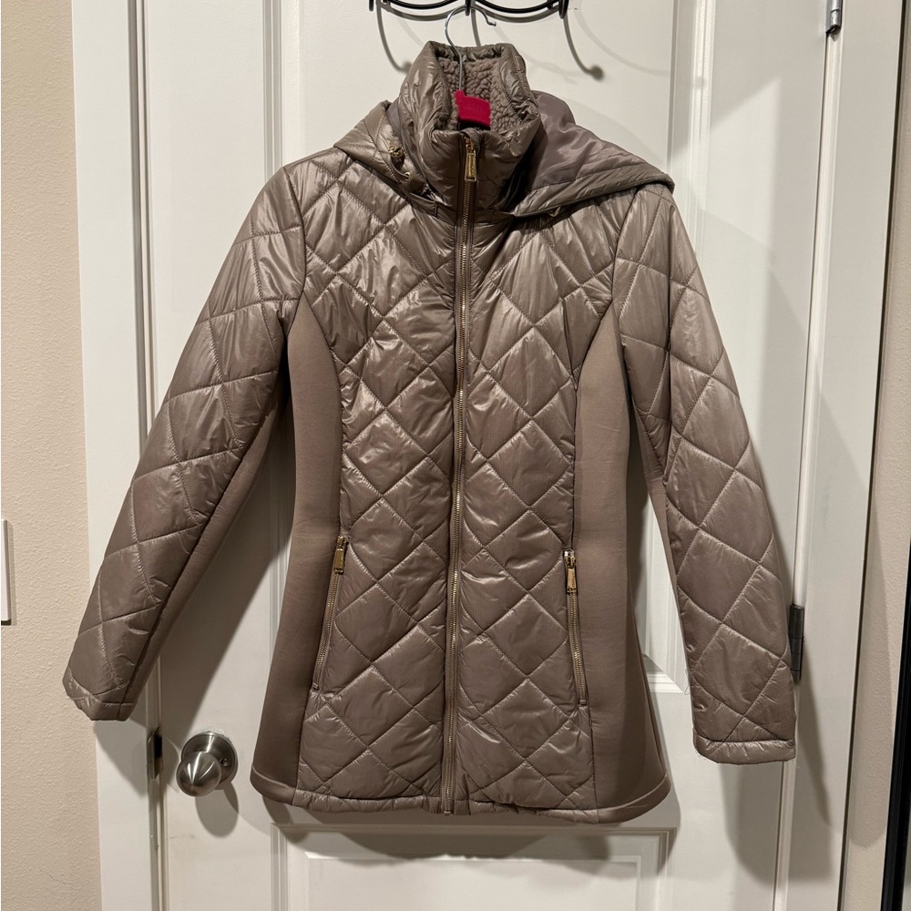 BCBGeneration Quilted Puffer Jacket in Taupe